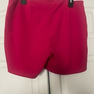 Women’s Hot Pink High-Rise Stretch Shorts